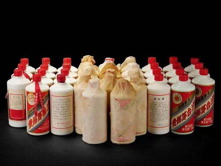 新北日照岚山回收酒价格哪里回收(附近上门回收茅台酒）?